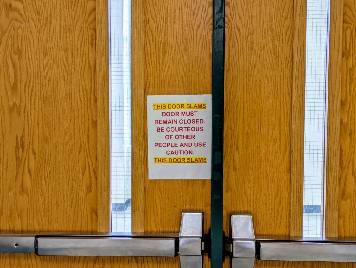 Teachers go on strike in response to slamming doors